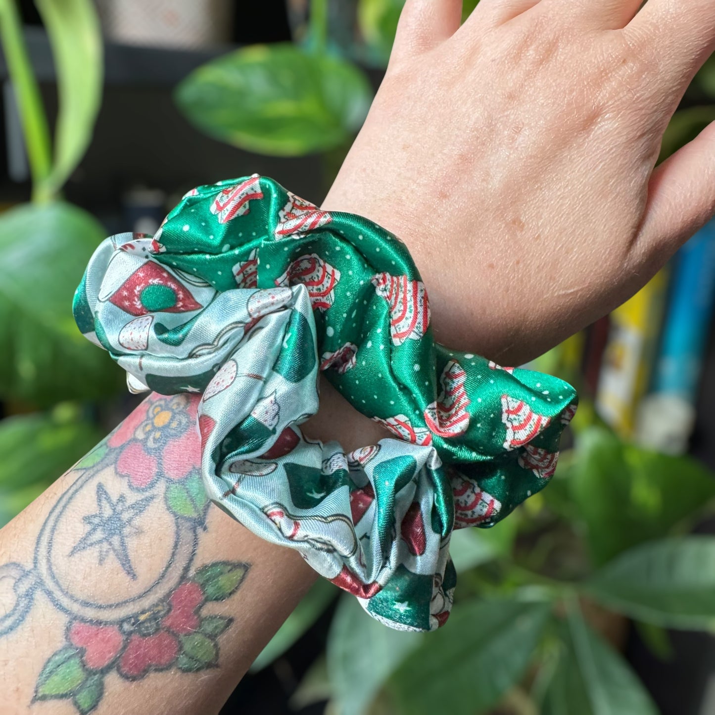 Satin Scrunchies - 2 Pack - Christmas Treats