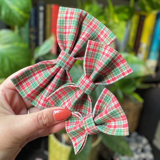 Christmas Plaid Pet Bow Tie